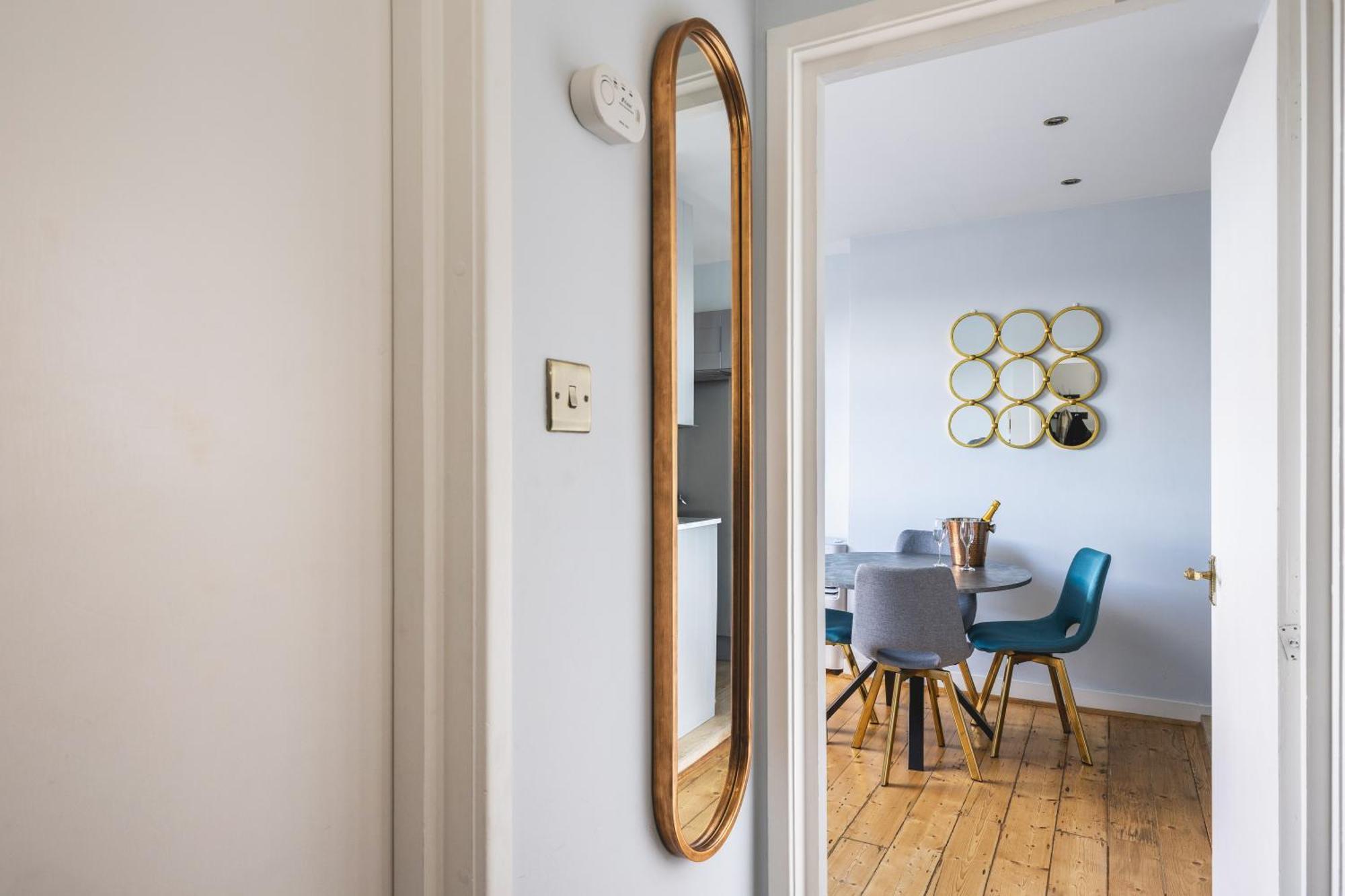 Luxurious 1-Bedroom Apartment In Kensington Λονδίνο Εξωτερικό φωτογραφία
